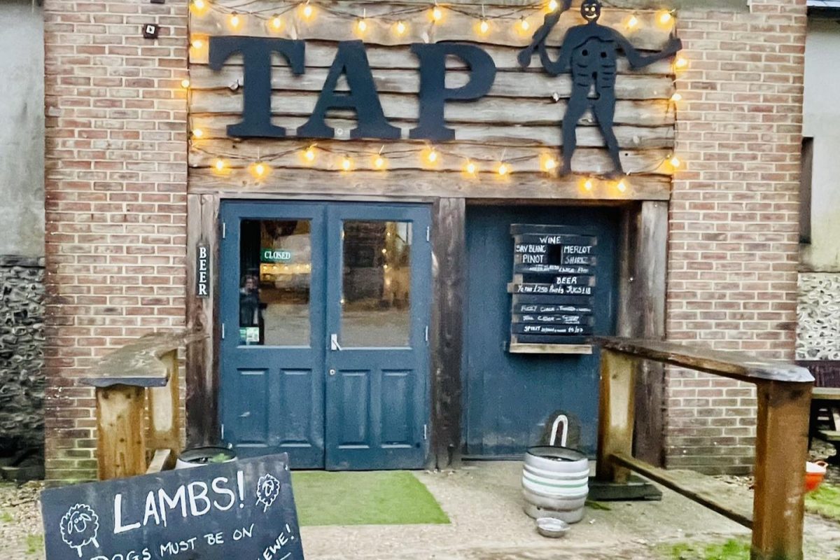 Photo of the Cerne Abbas Brewery Tap room