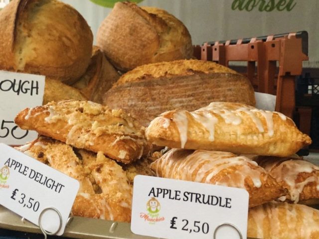 Photo of Vegan Munchies Apple Strudel turnover